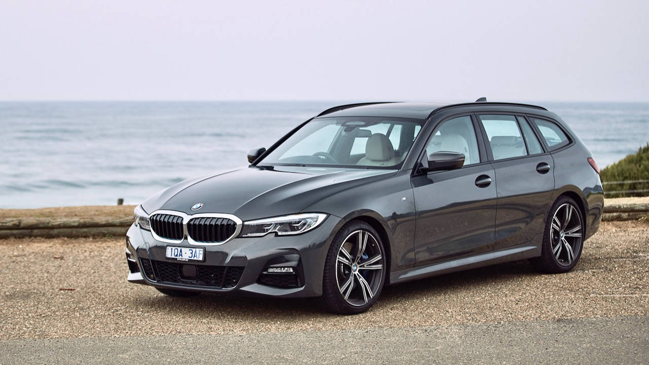 2020 BMW 330i Touring review