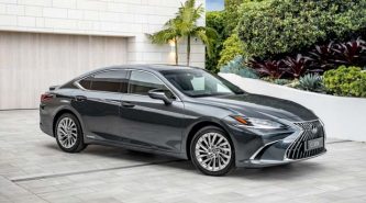 Lexus ES 300h hybrid 2022 review