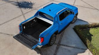 Volkswagen Amarok Aventura vs Ford Ranger Wildtrak: spec battle