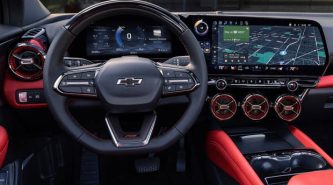 GM reportedly to remove Apple CarPlay, Android Auto for future EVs