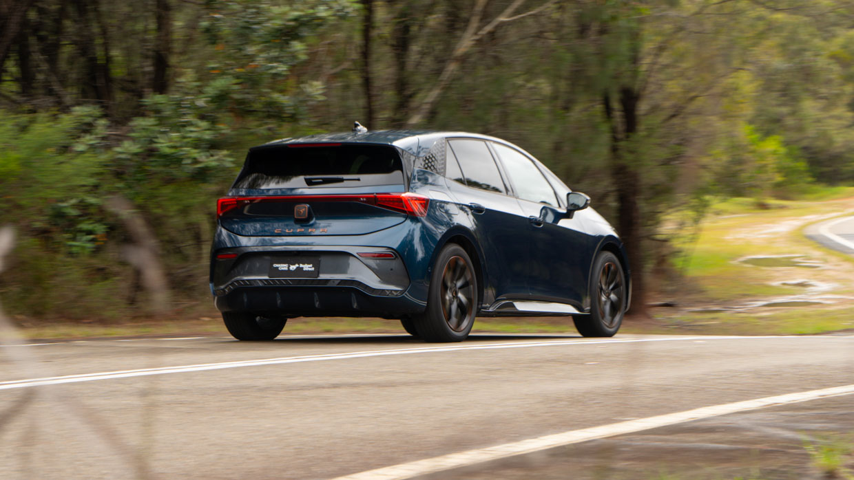 Cupra Born LT 2025 driving rear 4