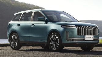 Jaecoo J5 2026: Chery’s baby Range Rover lookalike adds hybrid power to rival Corolla Cross, BYD Sealion 5 & Honda HR-V